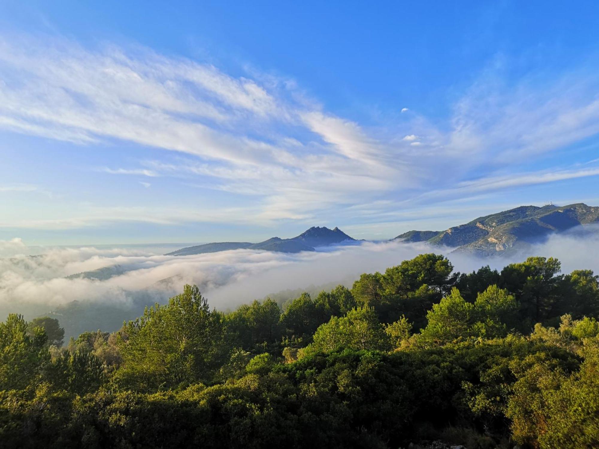 كابانيس La Cueva De Miravet - Villa De Lujo En La Cima De La Montana Con Vistas Al Mar المظهر الخارجي الصورة