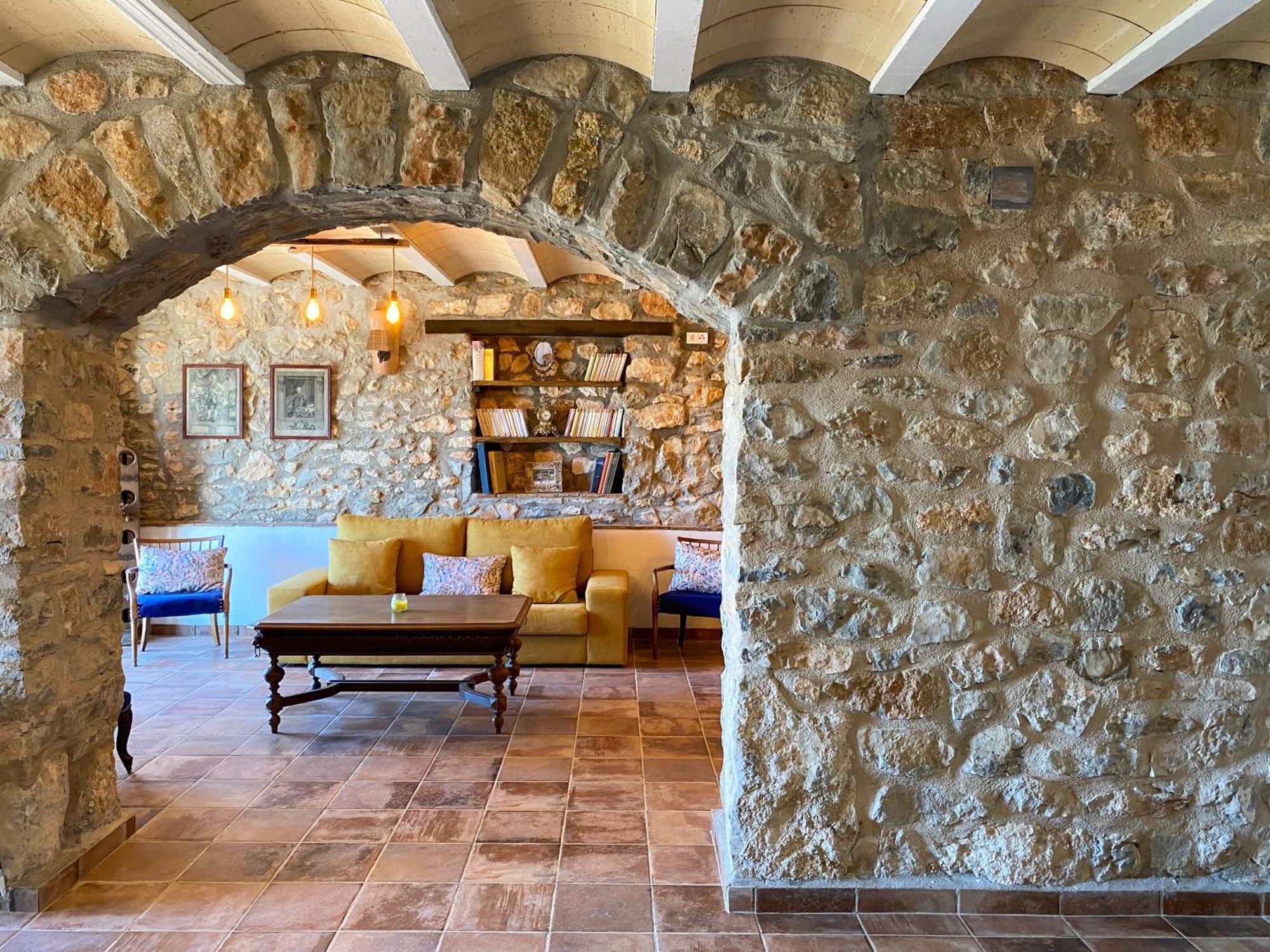 كابانيس La Cueva De Miravet - Villa De Lujo En La Cima De La Montana Con Vistas Al Mar المظهر الخارجي الصورة