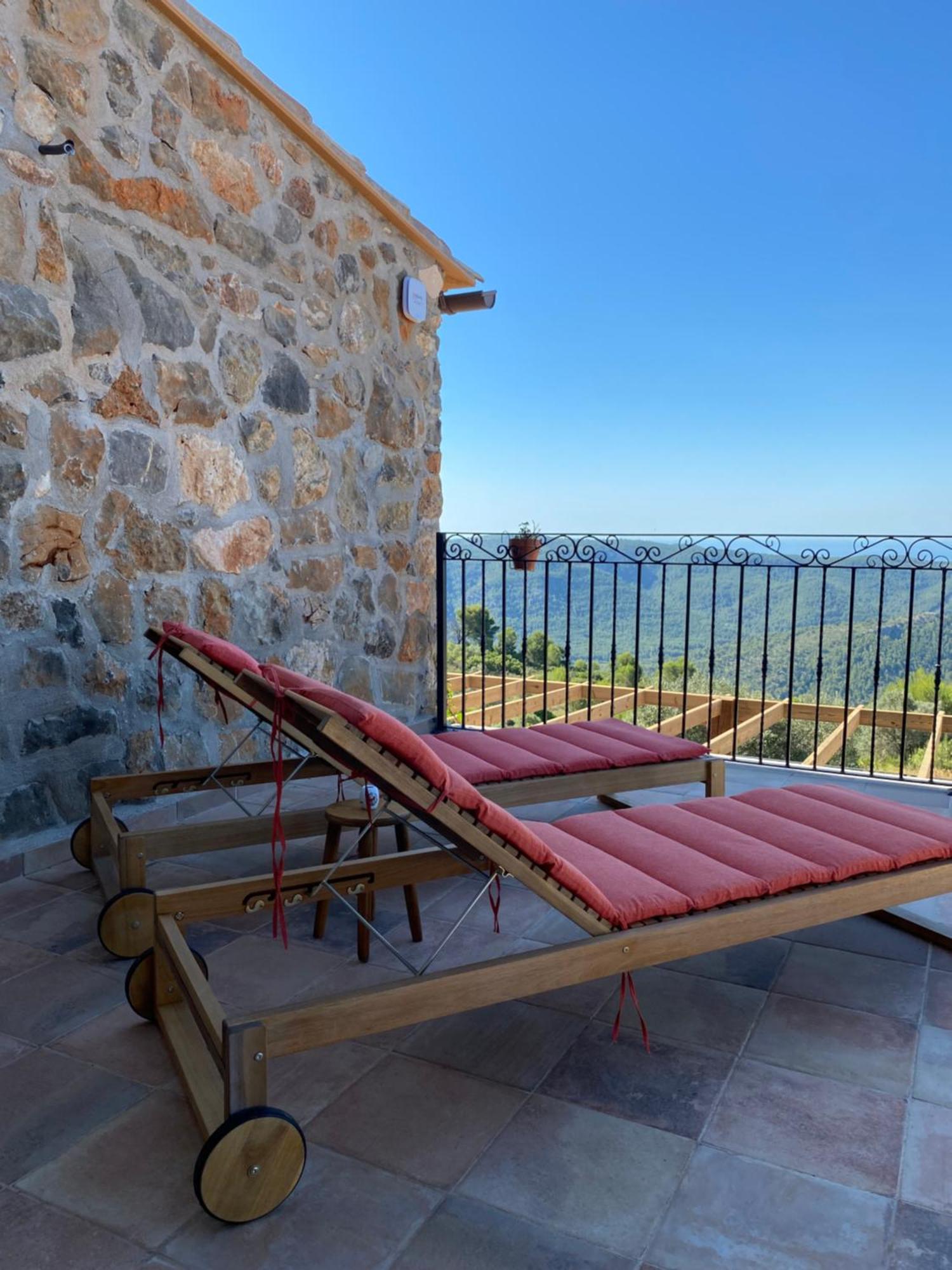 كابانيس La Cueva De Miravet - Villa De Lujo En La Cima De La Montana Con Vistas Al Mar المظهر الخارجي الصورة